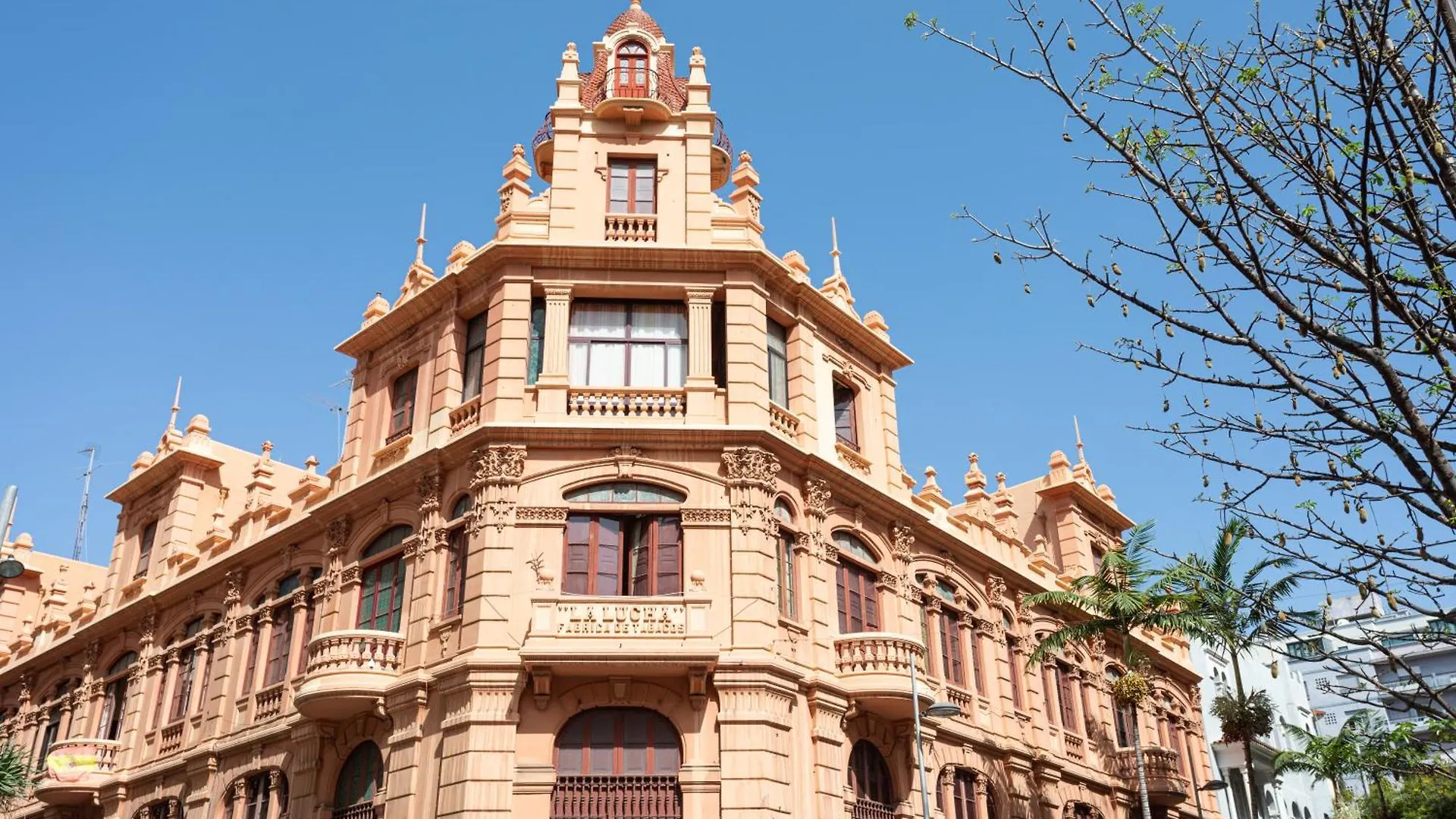 Home2Book Cozy Apt La Marina, Santa Cruz Center Spain