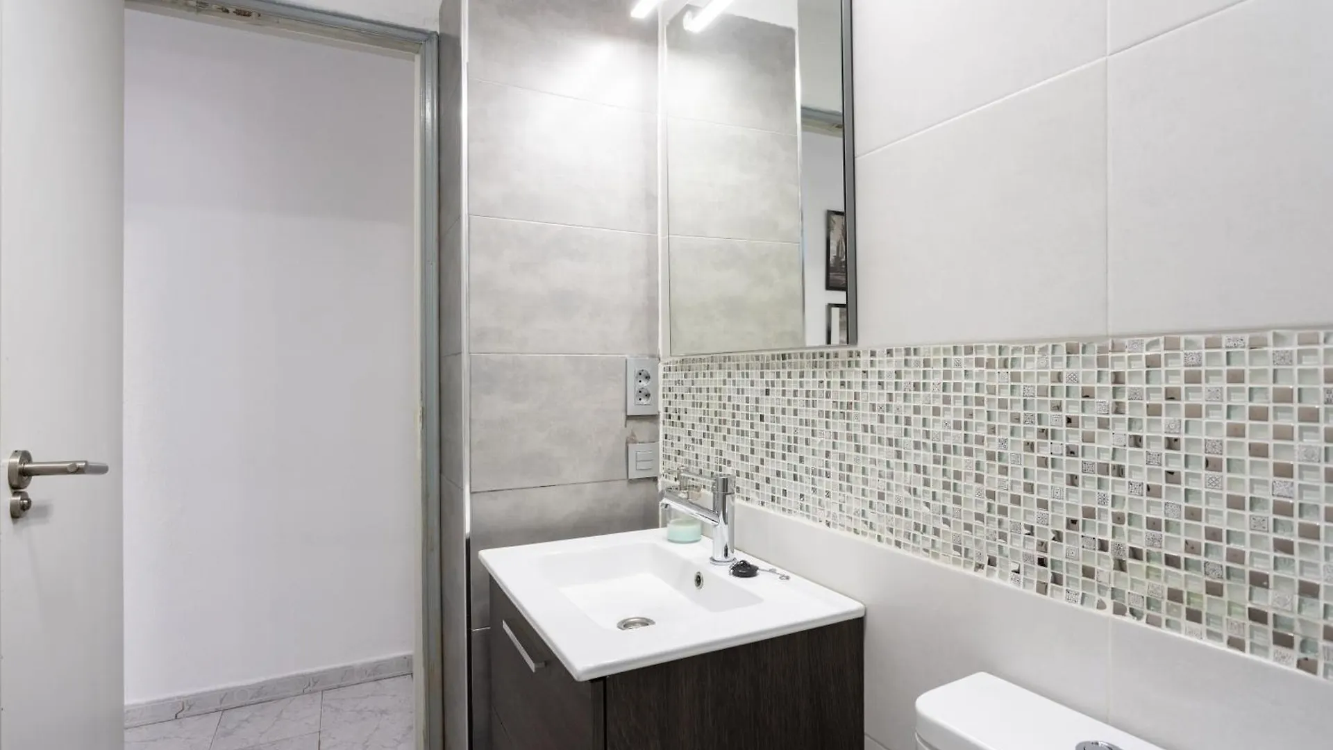 Home2Book Cozy Apt La Marina, Santa Cruz Center