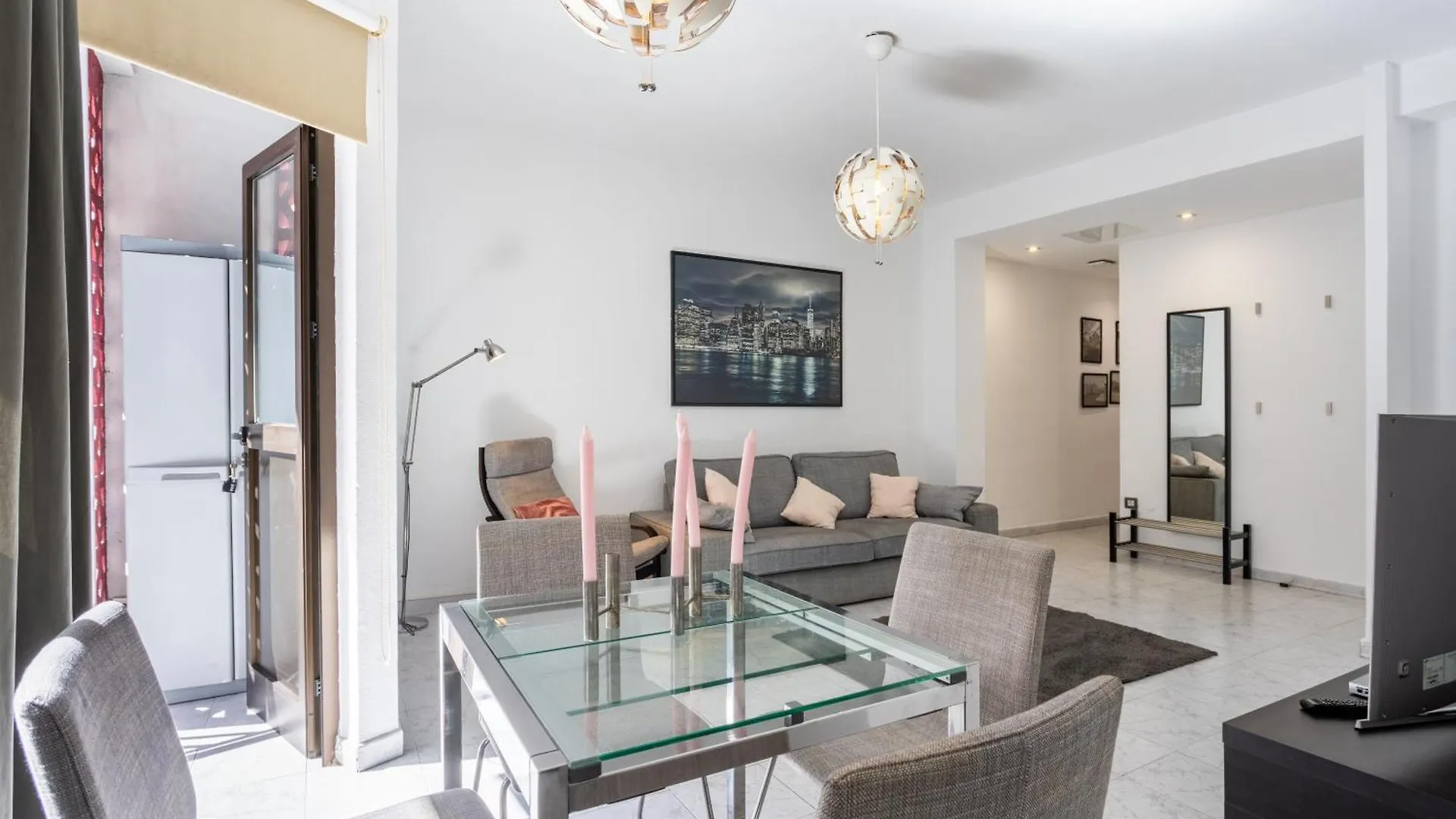Home2Book Cozy Apt La Marina, Santa Cruz Center Apartment